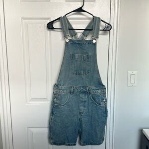 Boohooman size 28 overall shorts. Never worn. Bought last summer.